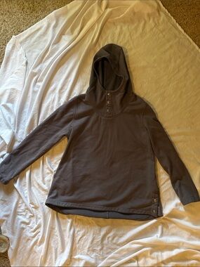 The North Face Women’s Hooded Long-Sleeve Sweater— Dark Plum